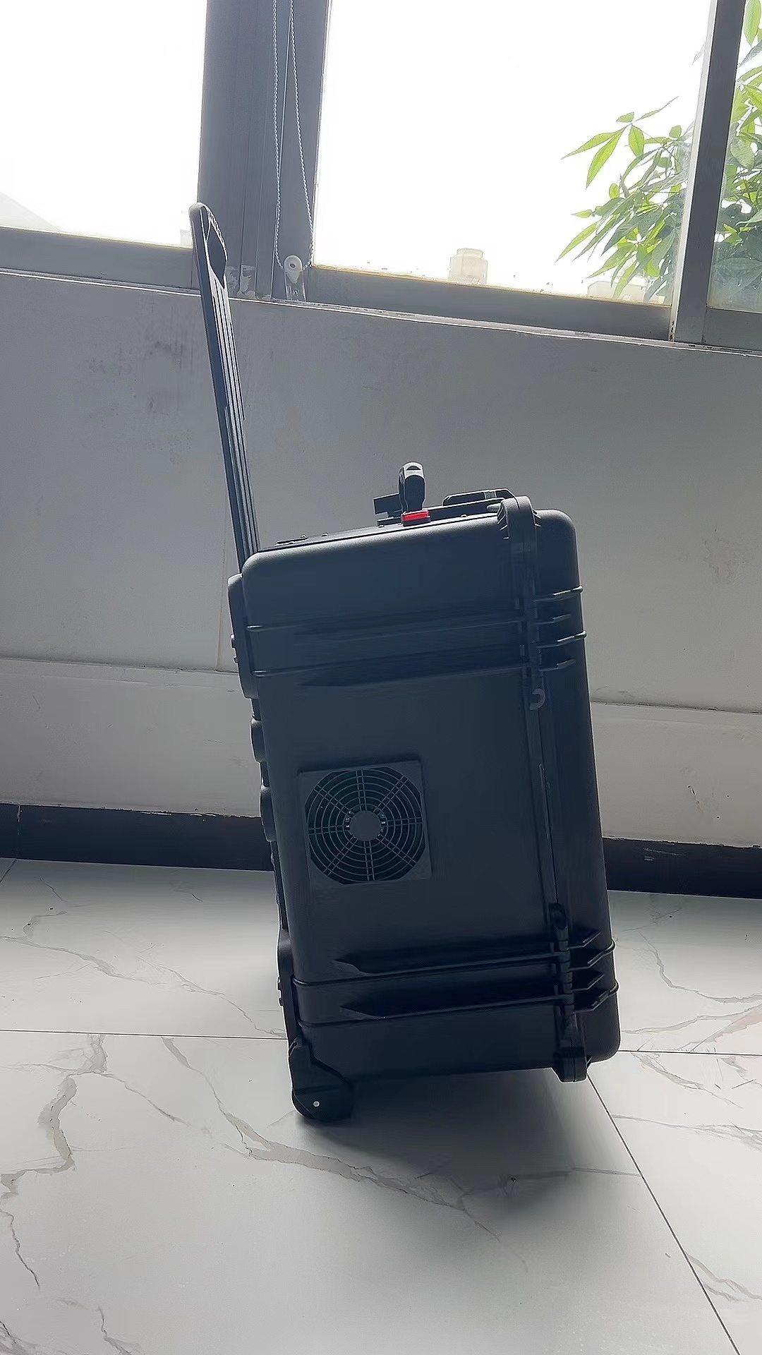 平邑手拉箱型移动通信干扰器